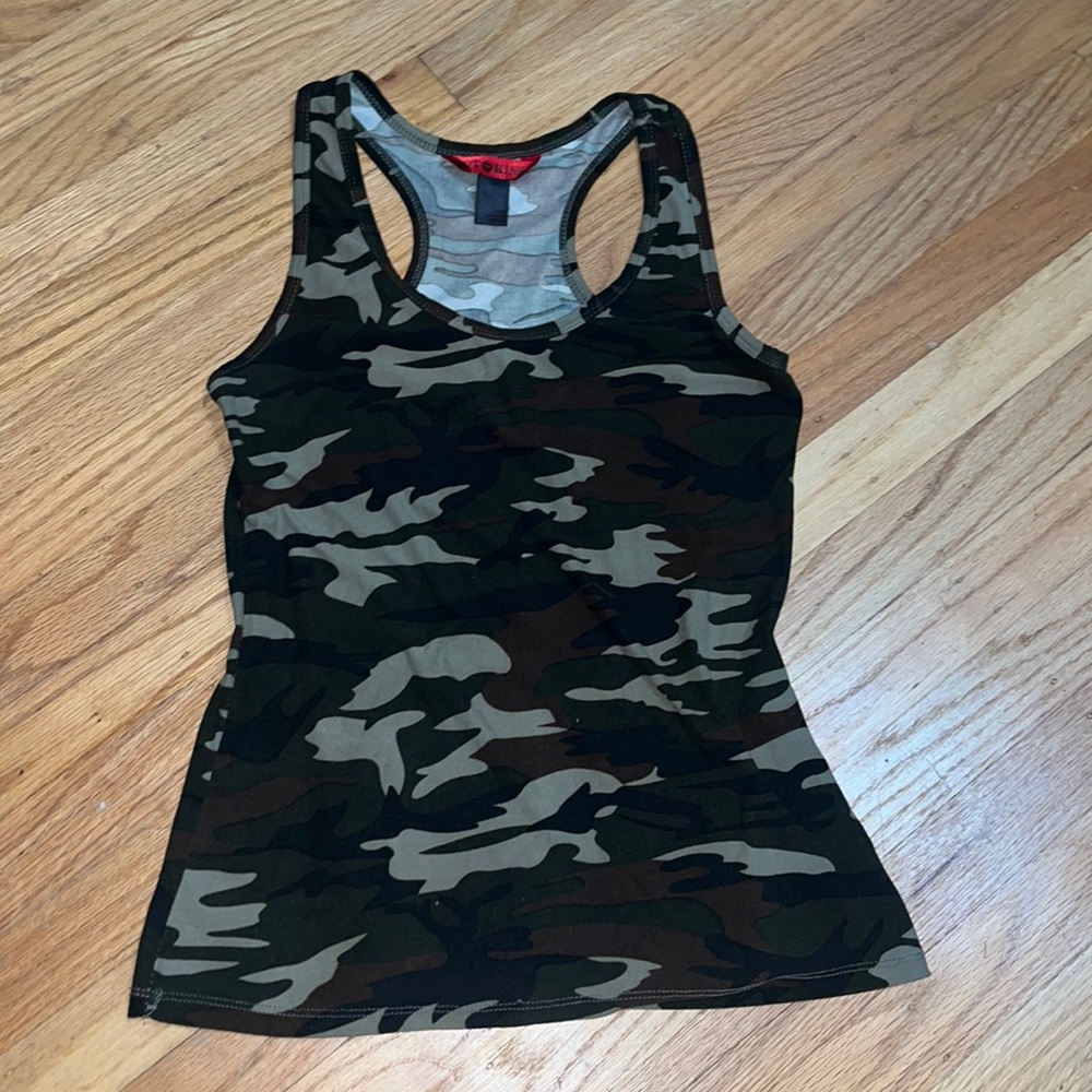 Hot kiss Camo shirt🖤💣